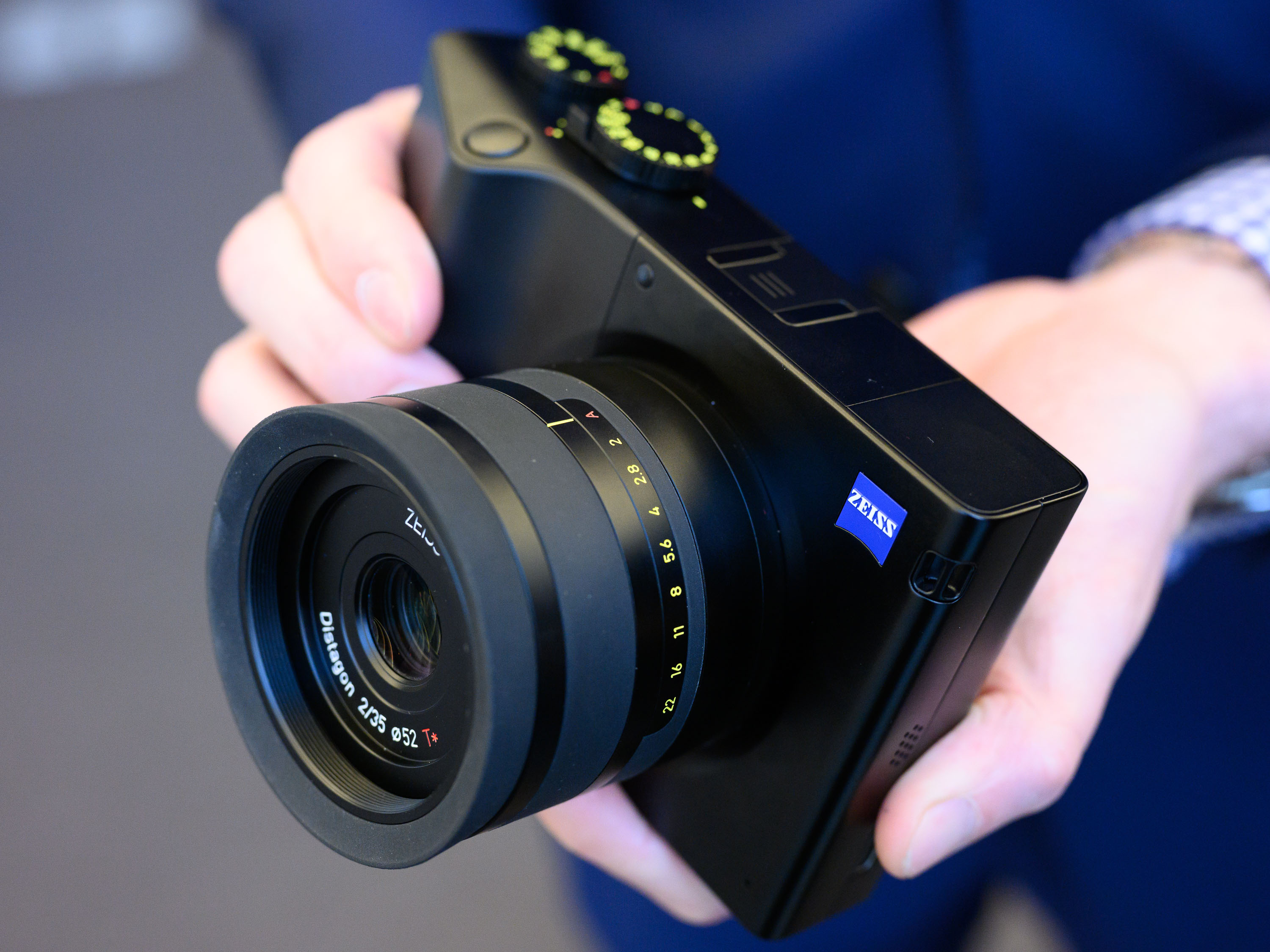 carl zeiss camera smartphone