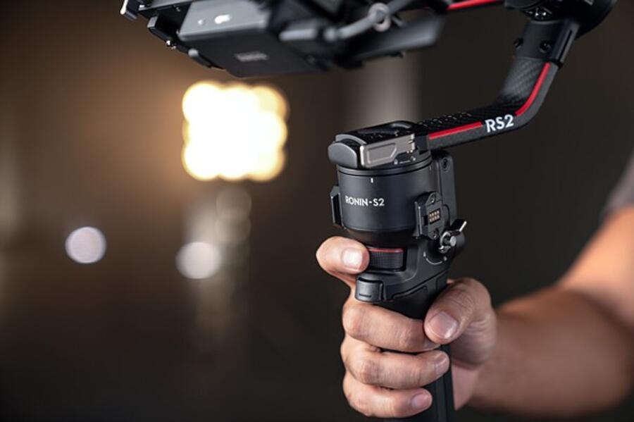 DJI RS 2 and RSC 2 Gimbal Stabilizer Announced, Available for Pre-Order